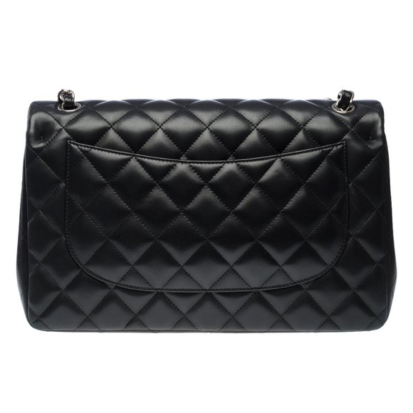 Chanel Timeless Jumbo double flap shoulder bag in black quil - Picture 4 of 13